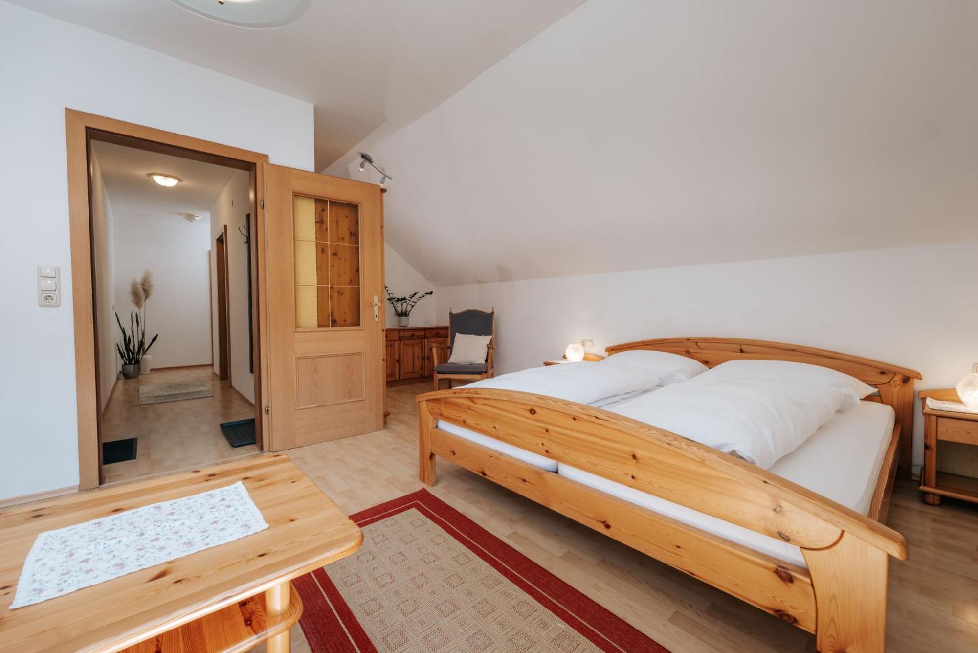 Ferienwohnung Syen Grundlsee Habitación foto
